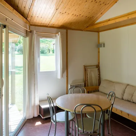 Village De - La Cascade 3*