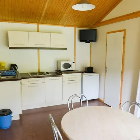 Üdülőpark Village De - La Cascade