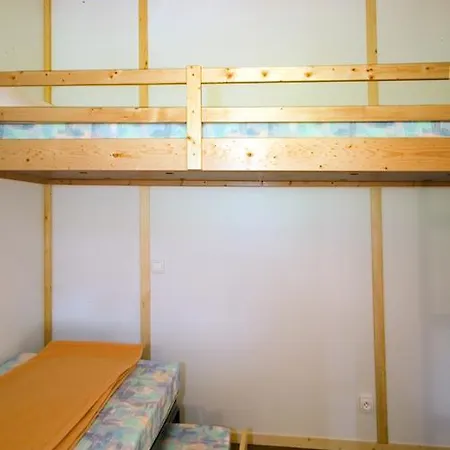 Village De - La Cascade Üdülőpark Sainte-Eulalie-d'Olt