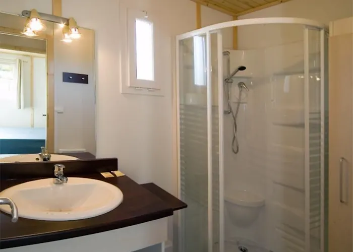 Village De - La Cascade