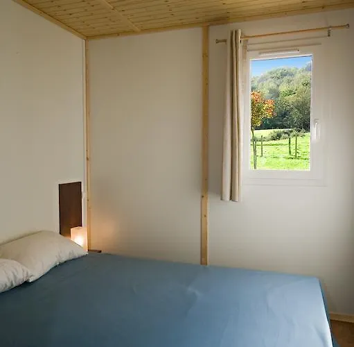 Village De - La Cascade Sainte-Eulalie-d'Olt